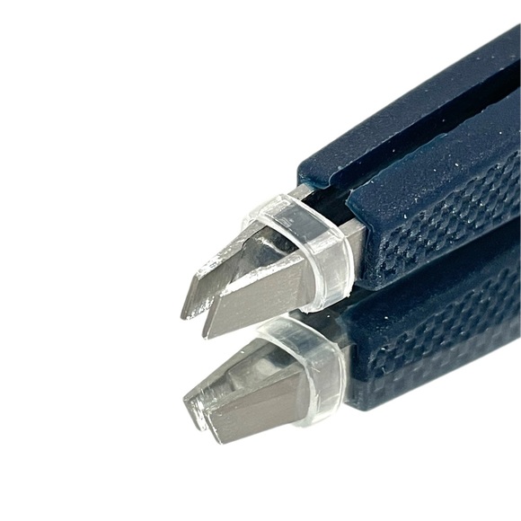 🎁 BROOKSTONE Nail Clipper & Tweezer 2-pack Set NIB NWT - Picture 5 of 10